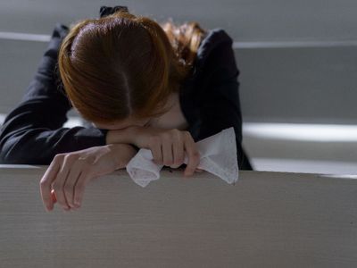 Fenomena Menangis Tak Terkendali, Peringan Stres atau Sebuah Gangguan?