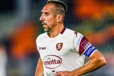 Resmi Gantung Sepatu, Franck Ribery: Saya Dipaksa Pensiun!