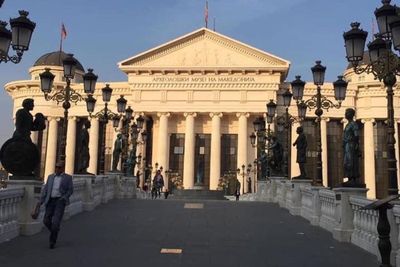 Uniknya Kota Skopje: Bagai Berada di Dua Negara Berbeda, Eropa Barat dan Turki!