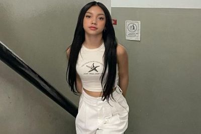 Gemas Naura Ayu Tampil All White Model Rambut Belah Tengah: Kenapa Bisa Cakep Banget