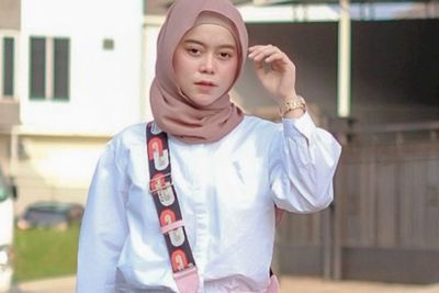Lesti Dinyinyiri Semringah Nyanyi di Konser Betrand Peto Semangat Cari Nafkah Buat Billar