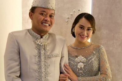 Foto Pengantin sama Memes Prameswari, Sule: Doakan yang Terbaik