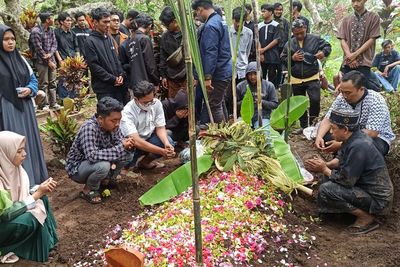 Korban Tragedi Kanjuruhan Bertambah jadi 135, Farzah Aremania Telah Berjuang 23 Hari di RS