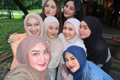 Lesti Come Back di Medsos Usai Kasus KDRT, Pamer Nongkrong bareng Geng Mamayu