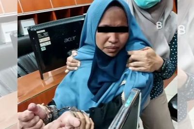 Sosok Wanita Bercadar Penerobos Istana Presiden Sempat Totodongkan Senpi ke Paspampres