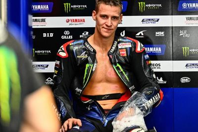 Fabio Quartararo Menderita Usai Jarinya Patah di MotoGP Malaysia 2022: Ini Menyakitkan!