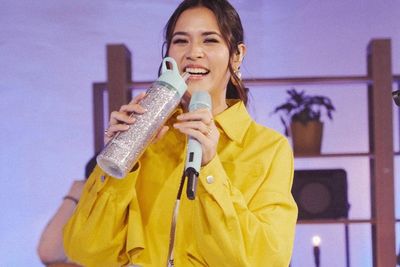 Bukan Buat Healing, Penyanyi Raisa Justru Staycation untuk Fokus Bekerja