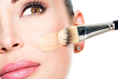 Complexion Makeup yang Cocok banget Buat Gen Z, Kenapa Penting? 