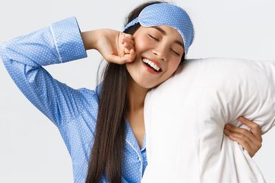 Begini Posisi Tidur yang Benar Agar Wajahmu Cantik Bebas Kerutan