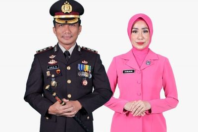 Diduga Selingkuh, Kapolres Muara Enim Dipecat, Nikah Lagi Tanpa Izin Istri Pertama