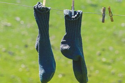 Percaya Nggak? Cuman Pakai Kaos Kaki Basah Saat Tidur, Bisa Hilangkan 3 Penyakit Ini