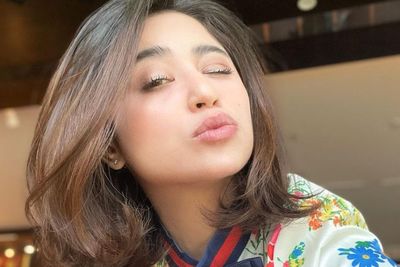 Dewi Perssik Murka Fans Lesti Kejora Sebut Pelacur: Bandit Kau!