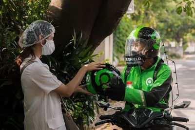 Mitra Jadi Korban Kriminal, Gojek Batasi Jam Operasi Malam di Kampung Bahari Jakarta Utara