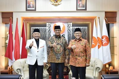 Anies Baswedan Sambangi Kantor DPP PKS, Bahas soal Cawapres?