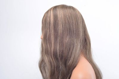 5 Cara Melembutkan Rambut Kering Kasar dan Mengembang, Ampuh!