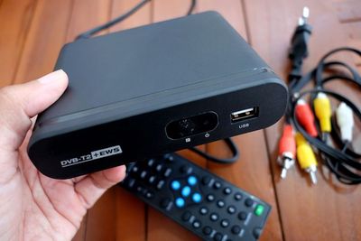 Dear Masyarakat Indonesia! Kominfo Ingatkan Segera Pasang Set Top Box, Kalau Tidak...
