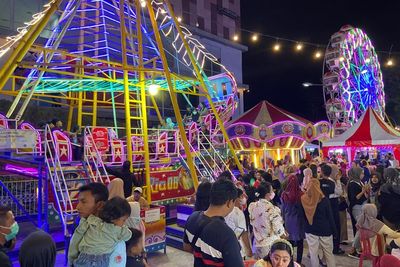 Anti Mainstream, Pasar Malam di Ponorogo Ini Digelar di dalam Mal!