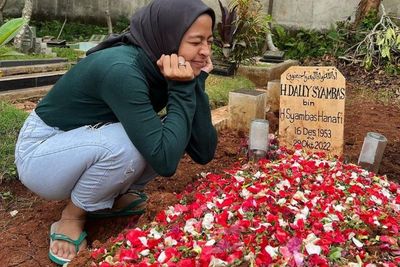 3 Hari Kepergian sang Ayah, Tantri Kotak Nyesek: Gini Rasanya Kehilangan Cinta Pertama