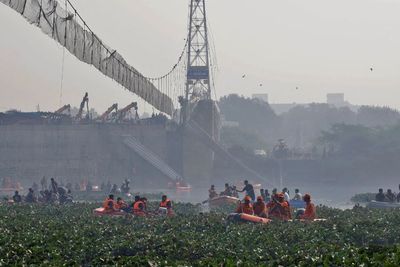 Mengenal Jhulta Pul, Jembatan Gantung di India yang Tewaskan Ratusan Orang usai Ambruk