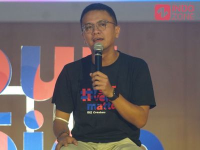 Pesan Faldo Maldini ke Anak Muda: Jangan Benci Politik!