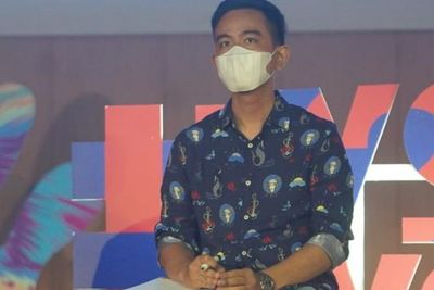 Intip OOTD Gibran Rakabuming di Your Voice Matters, Sederhana dan Casual