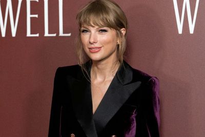 Daftar Rekor yang Dicetak Taylor Swift di Billboard, Sapu Bersih Top 10 Hot 100!
