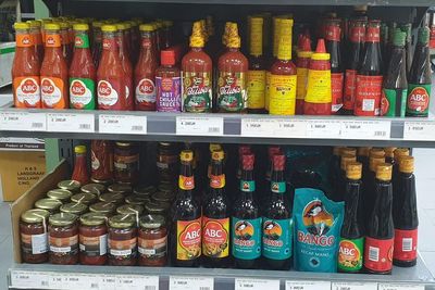 Susah Mencari Bumbu Indonesia, WNI Ini Menempuh Jarak 350 Km Demi Membeli Kecap dan Kemiri