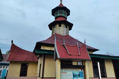 Melihat Keunikan Seribu Rumah Gadang dari Surau Tertua di Solok Selatan