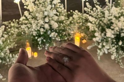 Thariq Beri Cincin Harga Ratusan Juta ke Fuji, Netizen: Mau Daddy Kayak Gini!