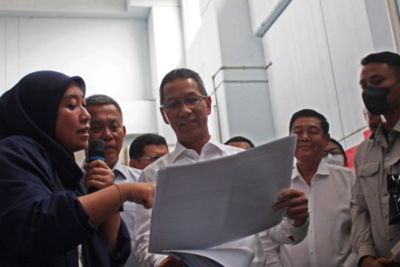 Pj Gubernur DKI Serahkan Pertanggungjawaban Formula E ke Jakpro
