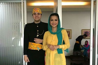 6 Pakaian Adat Jakarta untuk Laki-laki dan Perempuan, Unik!