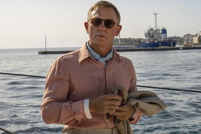 Daniel Craig Lebih Bahagia Main di Film Knives Out 2 daripada James Bond: Spectre