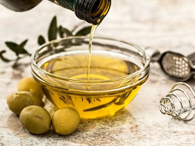 5 Cara Mengenali Minyak Zaitun Asli agar Tak Tertipu Campuran