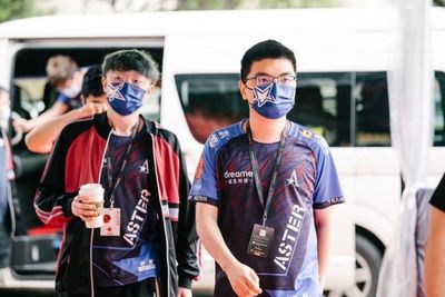 Sedih! Gamers Legendaris Dota 2 Asal China Dipaksa Pensiun oleh Orang Tuanya