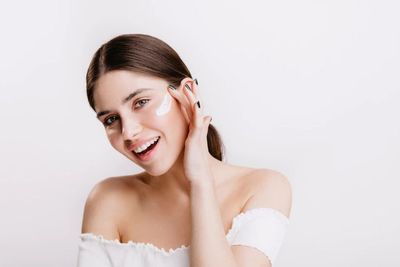 Banyak Dipakai Beauty Influencer, Amankah Cream Glycore untuk Wajah?