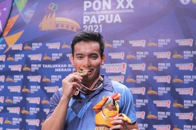 Ngakak! Momen Ganda Putra Indonesia Bertengkar di Podium BrightUp Cup 2022