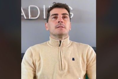 Bikin Ngakak, Casillas Pasang Ekspresi Sedih Gagal Bela Spanyol di Piala Dunia 2022