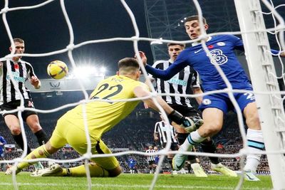 Hasil Liga Inggris Semalam: Chelsea dan City Sama-sama Keok, Tottenham Menang Comeback