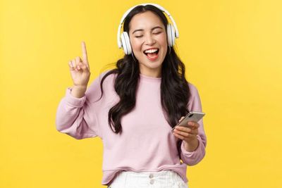 3 Lagu Indonesia dengan Lirik Unik, Beda Dari yang Lain!