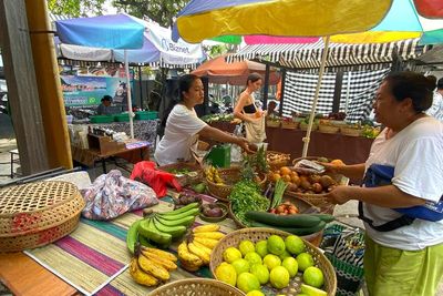 Di Pasar Ini Makanan Vegan dan Organik Dijual Mulai Rp8 Ribuan, Murah Meriah! 