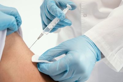 Sah! Kemenkes RI Tetapkan Jemaah Umrah Enggak Wajib Vaksin Meningitis