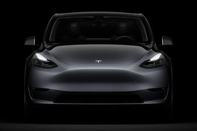 Ini Spesifikasi Tesla Model Y yang Ngebut dan Tabrak 2 Orang di China hingga Tewas