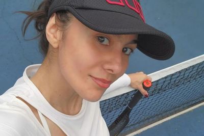 Selfie Manja Wulan Guritno di Lapangan Tenis Bikin Terpana, Dian Sastro: Keren Banget Tan!