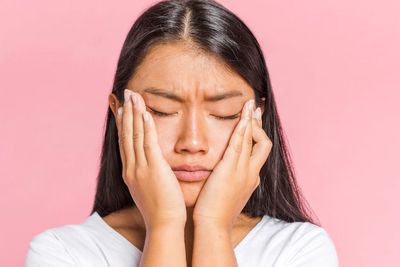Waspadai Sinar UV Bisa Bikin Kulit Rusak, Ini Penjelasan Ahli Dermatologi