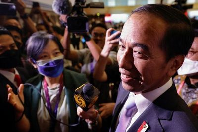Demi Hadiri Muktamar Muhammadiyah, Presiden Jokowi Pulang Lebih Cepat dari KTT APEC