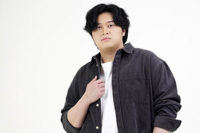 Ravi Andika Suguhkan 5 Lagu Baru dalam Mini Album Bertajuk Purwarupa