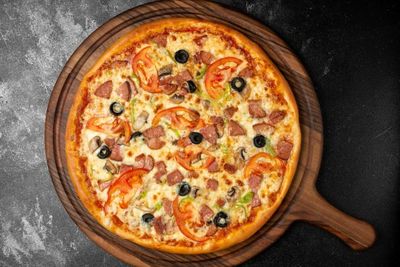 Penampakan Iklan Jadul Pizza Hut, Bikin Warganet Jadi Nostalgia: Cuma Bisa Nelan Ludah