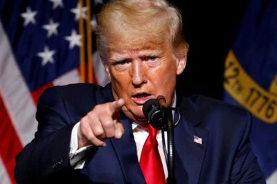 Resmi, Akun Twitter Milik Donald Trump Dipulihkan Elon Musk