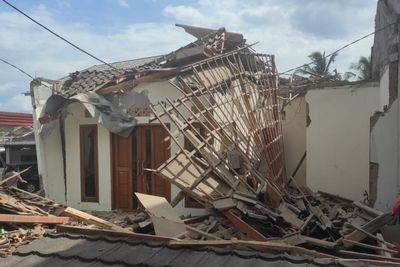 Gempa Cianjur Tak Besar Tapi Buat Bangunan Rusak, Apa Alasannya?