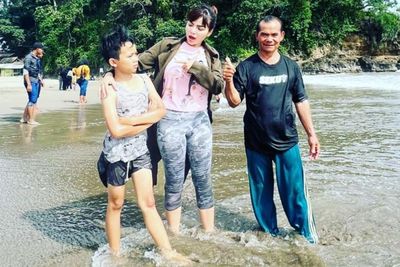 Keluarga Jadi Korban Gempa Cianjur, Dinar Candy Minta Tolong Temukan Adiknya